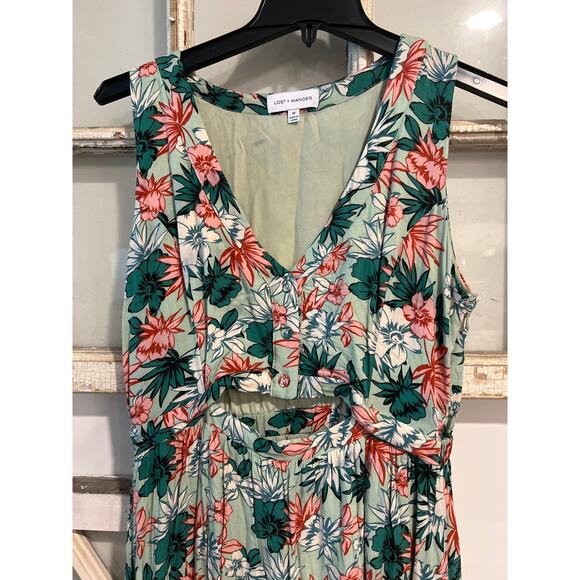 Lost + Wander size medium floral maxi dress - Picture 3 of 6